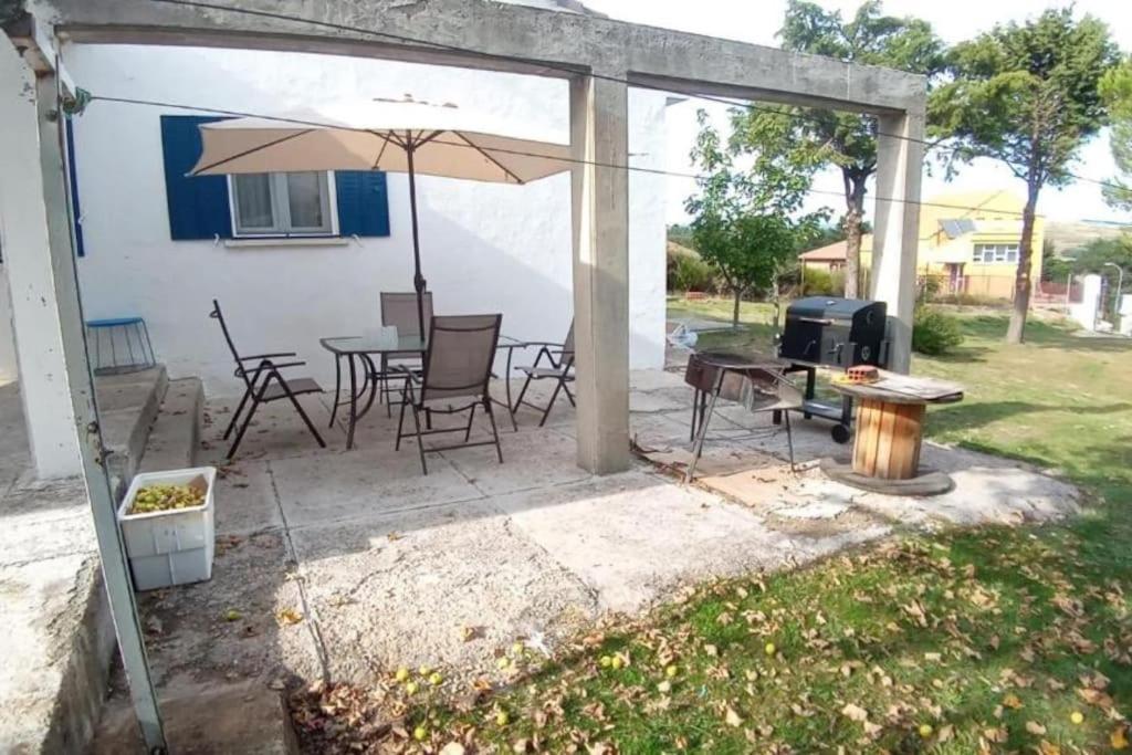 Numancia 12 Villa Santa María de la Alameda Екстериор снимка